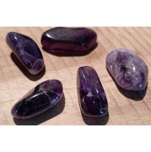 Ametist M�rk, Trumlad Sten