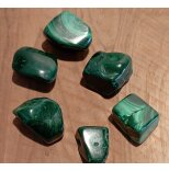 Malakit, trumlad sten